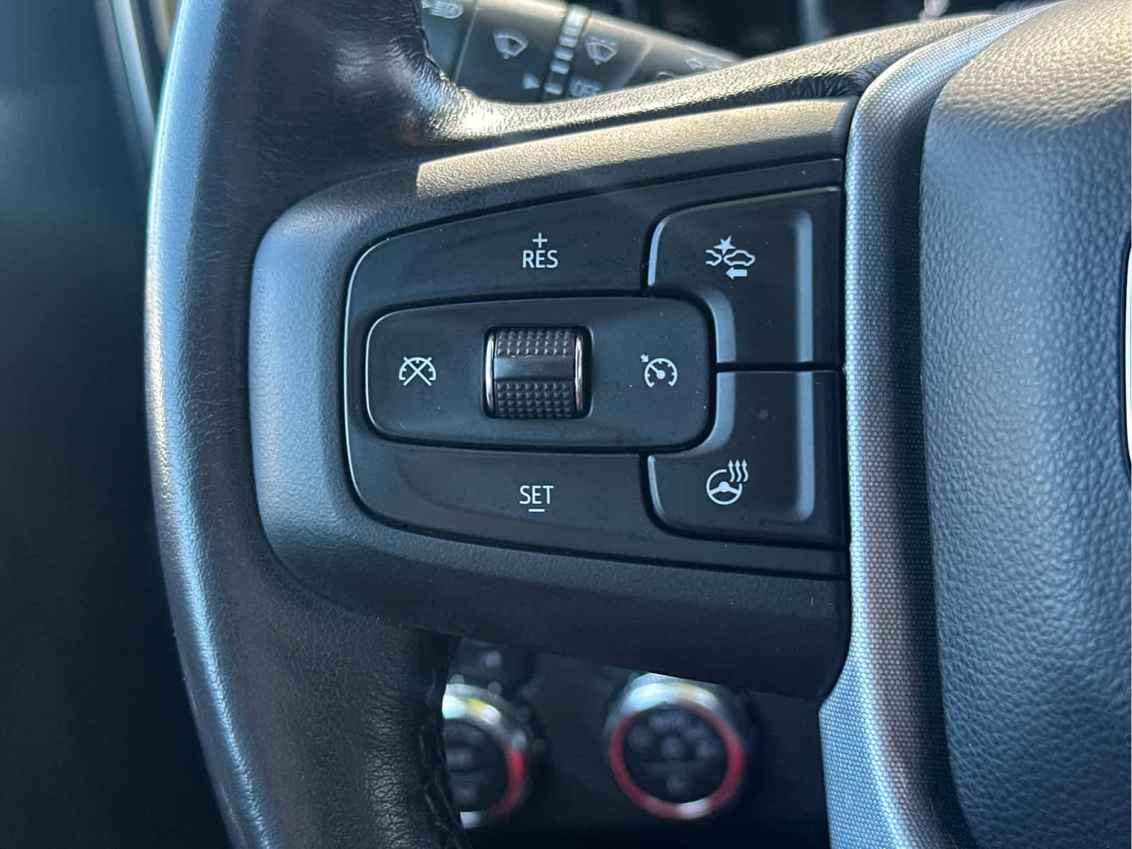 Used 2022 GMC Sierra 1500 Elevation image 31