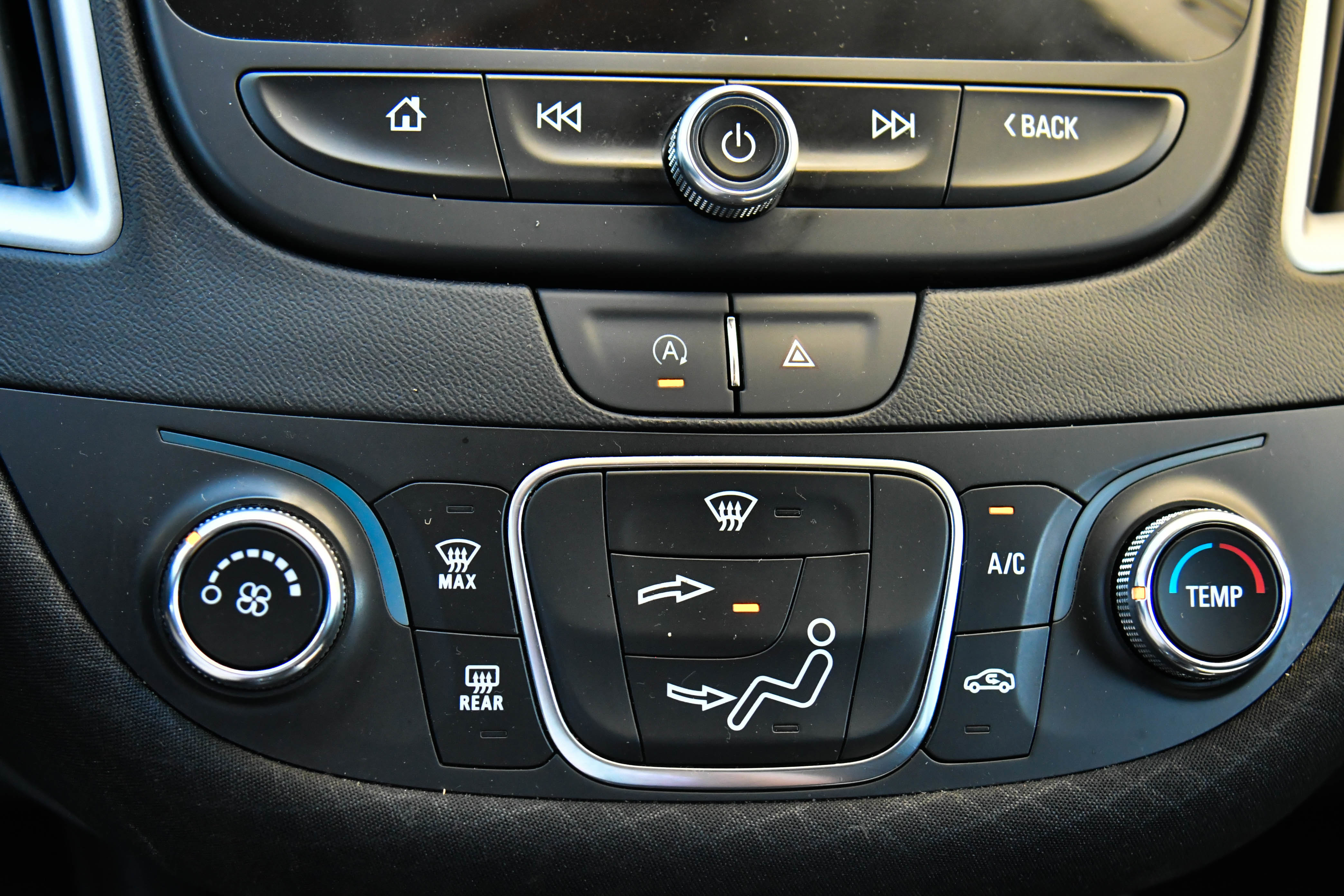 Used 2023 Chevrolet Malibu RS image 21