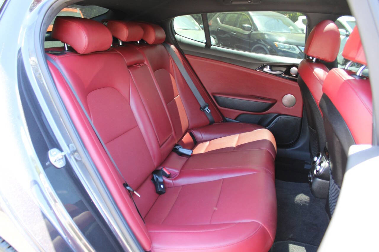 Used 2022 Kia Stinger GT-Line w/ Sun & Sound Package AWD/4WD image 29