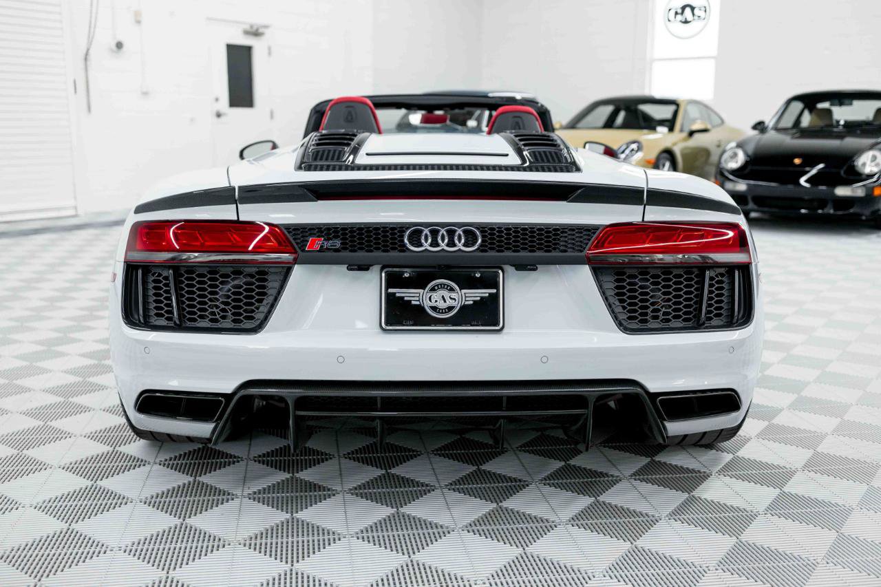 Used 2018 Audi R8 V10 plus image 8