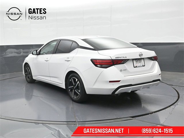 Used 2025 Nissan Sentra SV image 8