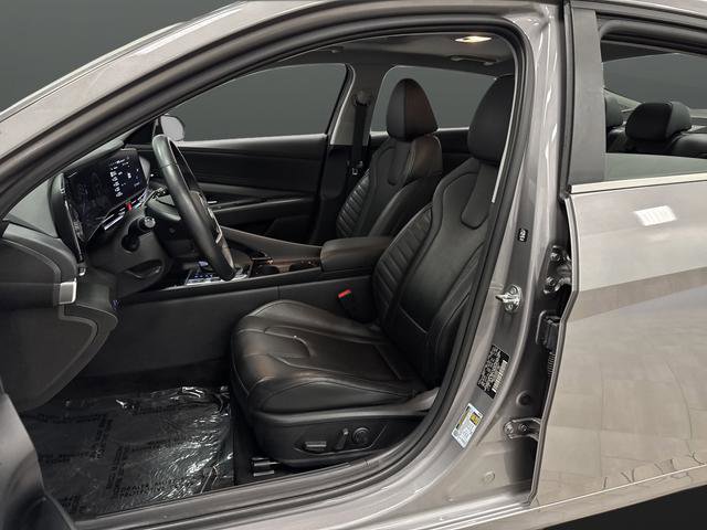 Used 2024 Hyundai Elantra Limited image 4