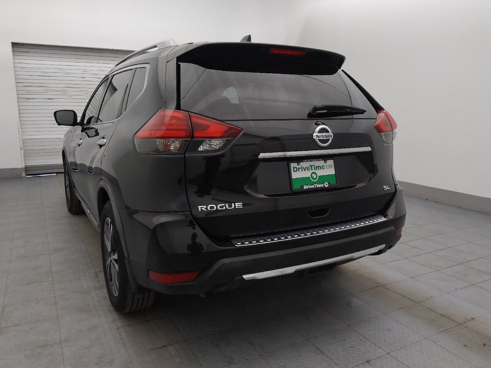 Used 2017 Nissan Rogue SL image 6