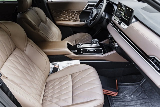 Used 2025 Mitsubishi Outlander SEL image 27