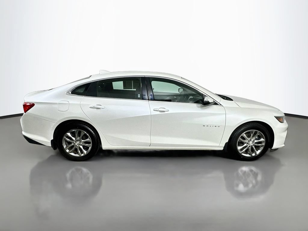 Used 2017 Chevrolet Malibu LT FWD image 7