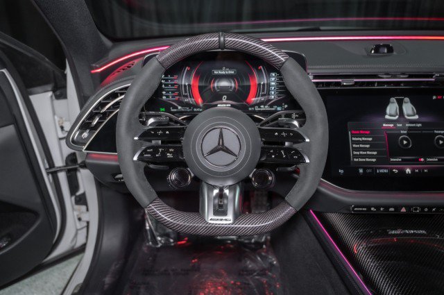 New 2026 Mercedes-Benz E 53 AMG e 4MATIC Sedan image 21