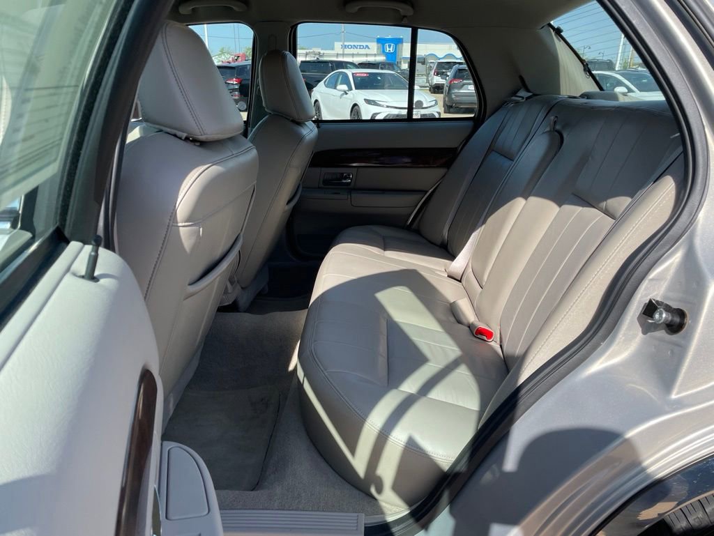 Used 2010 Mercury Grand Marquis LS RWD image 10