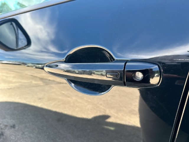 Used 2023 Nissan Rogue SL AWD/4WD image 59
