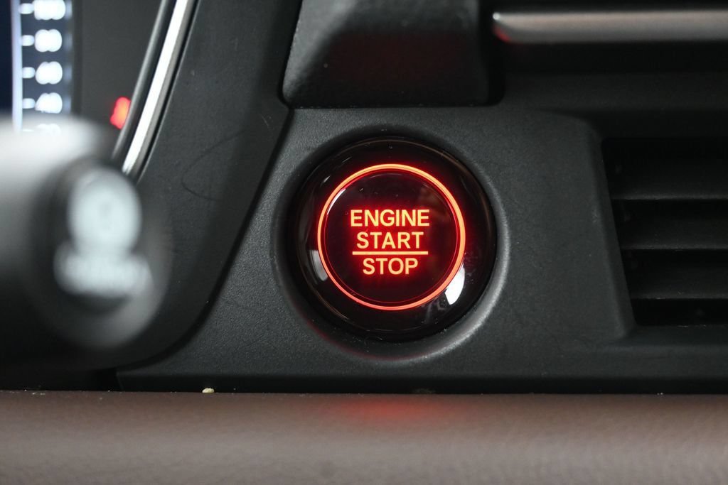 Certified 2023 Honda Pilot Elite image 17