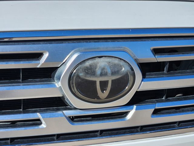 Used 2018 Toyota Tacoma Limited AWD/4WD image 12