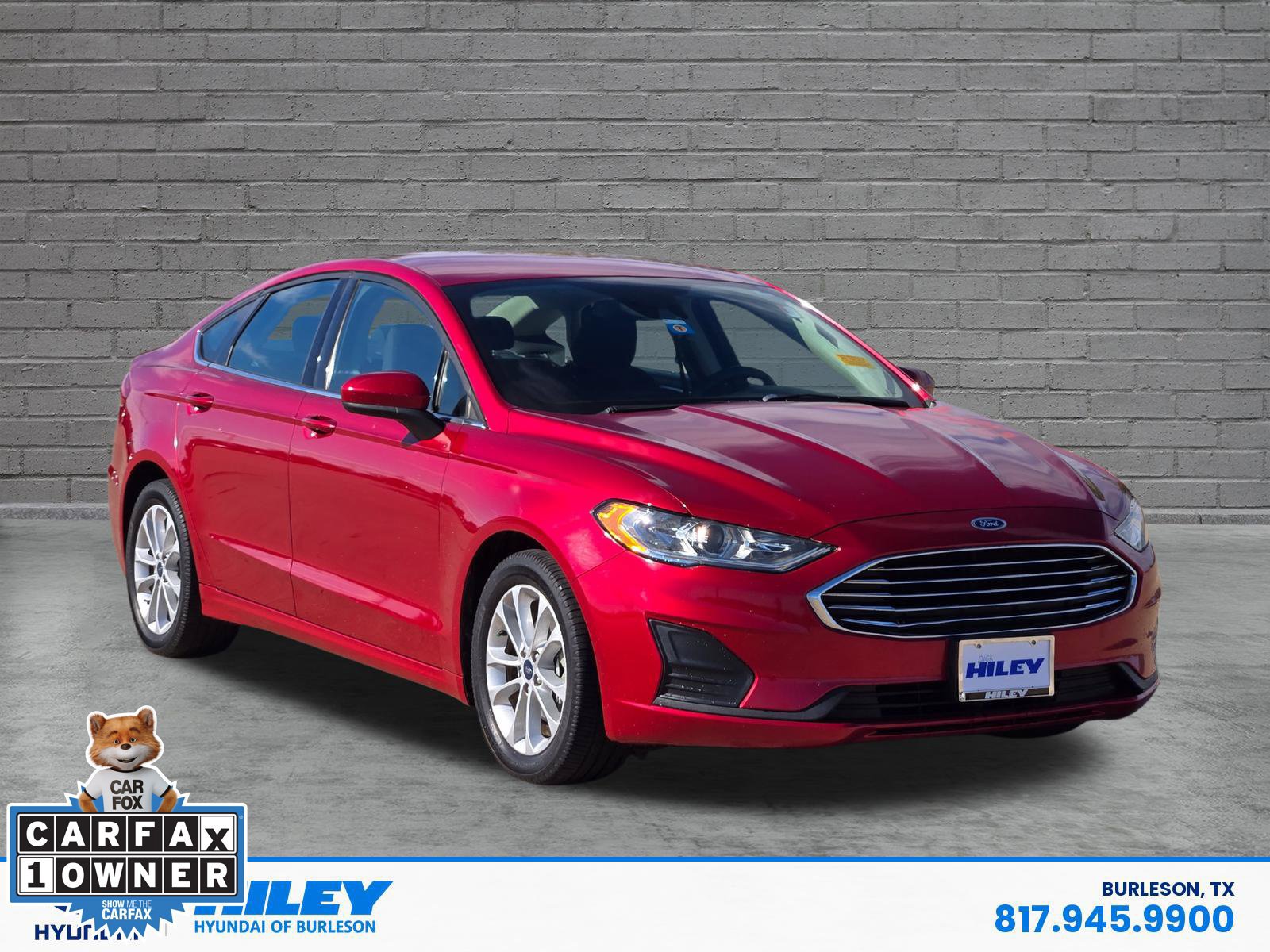 Used 2020 Ford Fusion SE FWD image 2