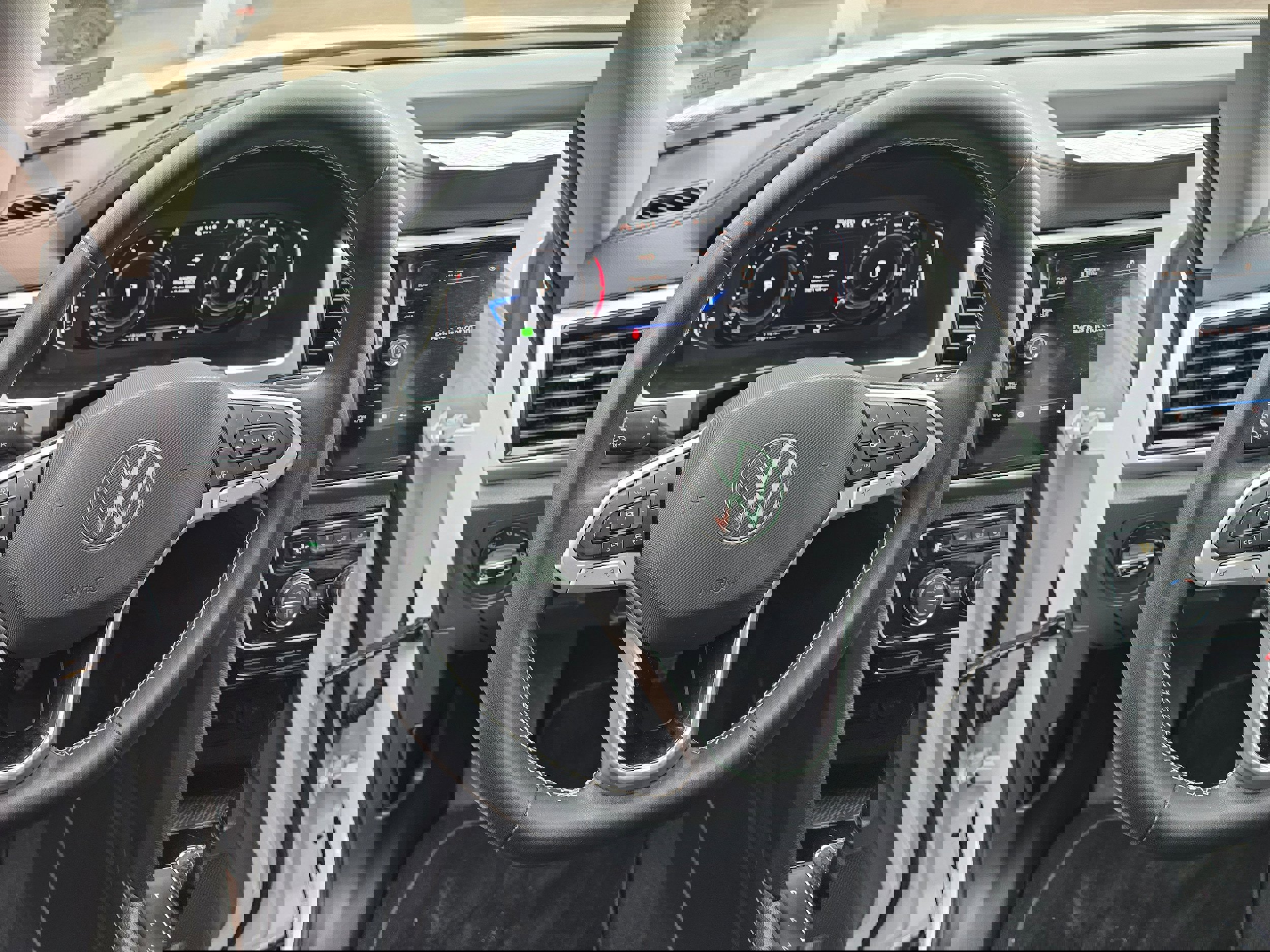 Used 2022 Volkswagen Atlas SE AWD/4WD image 15