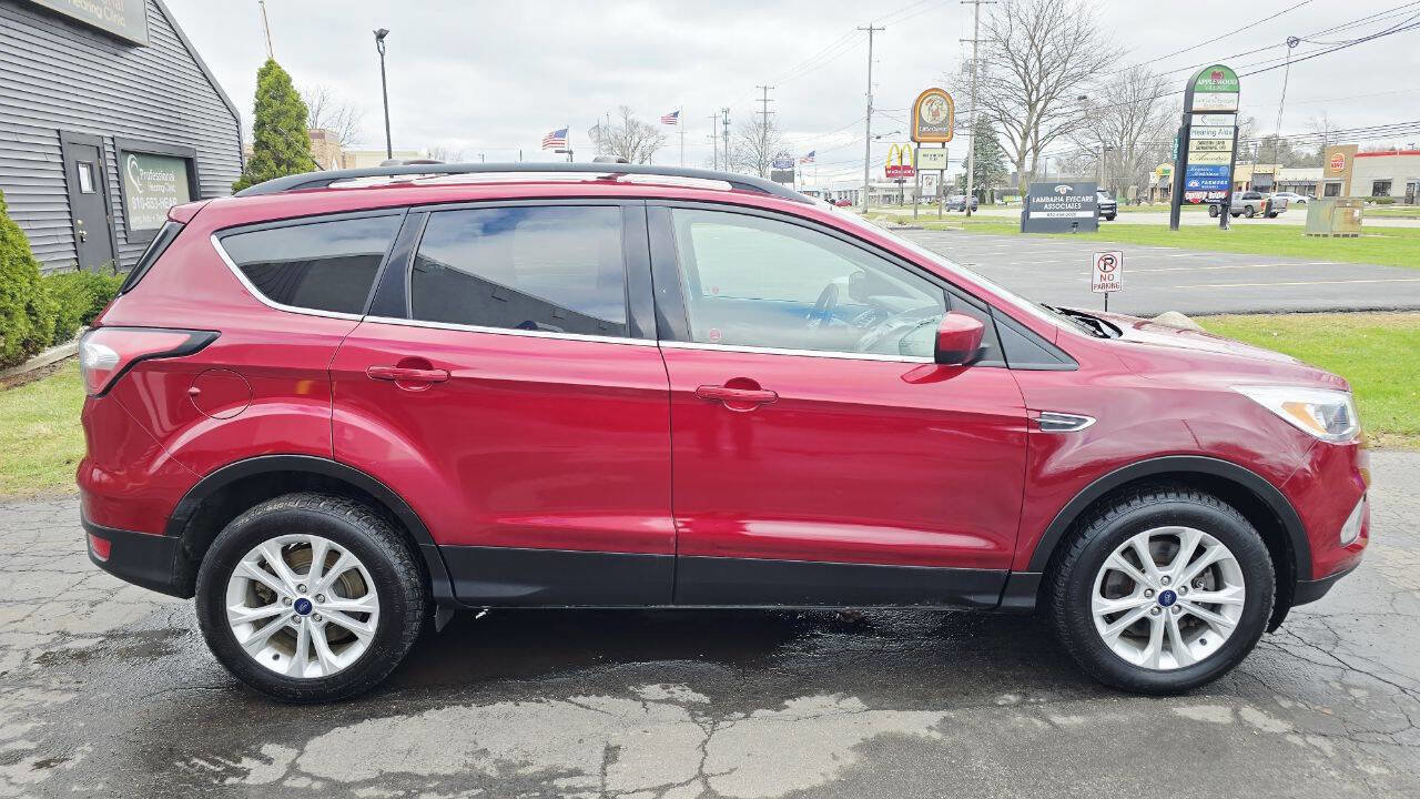 Used 2018 Ford Escape SE AWD/4WD image 7