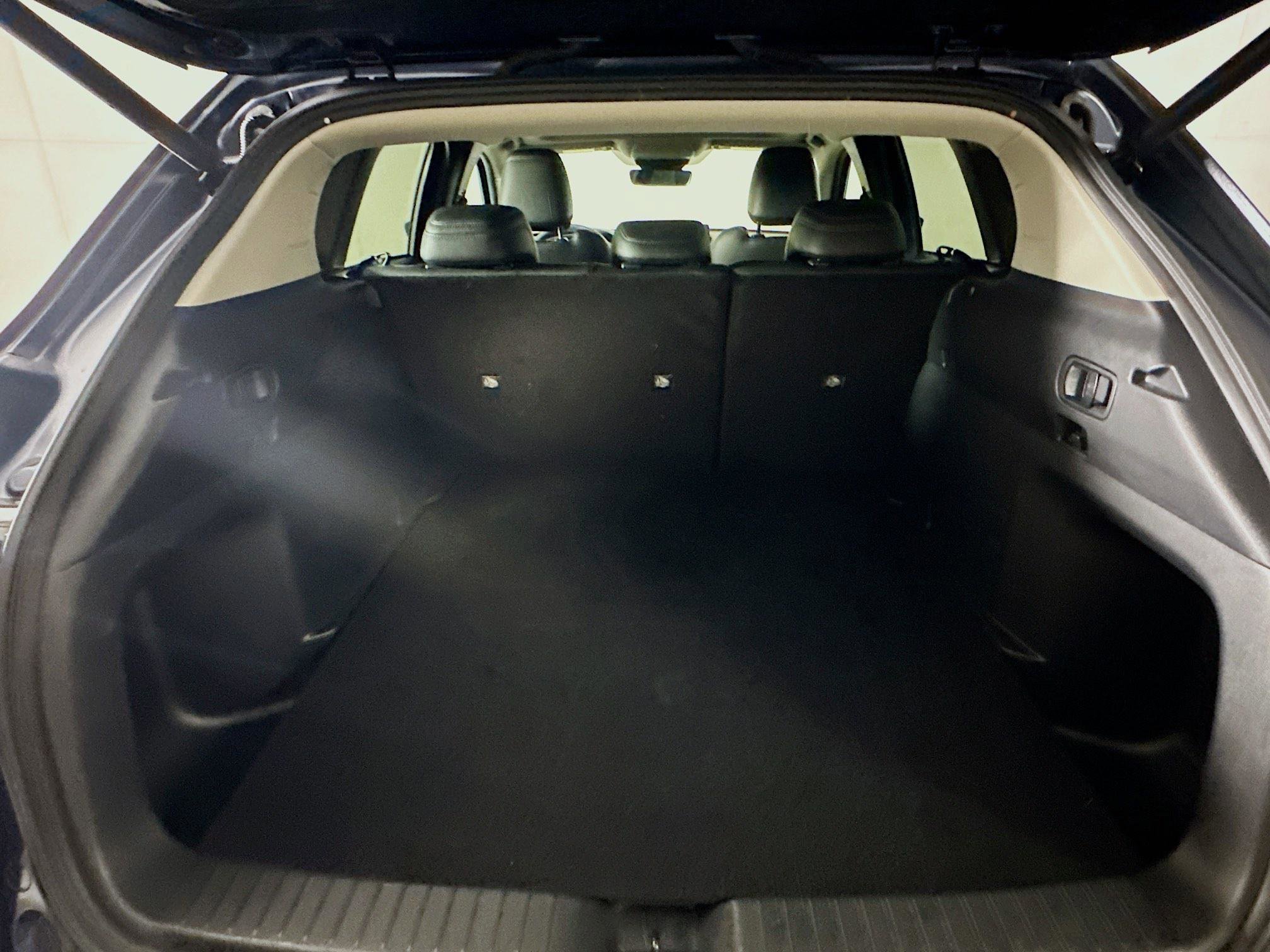 Used 2025 MAZDA CX-50 AWD 2.5 S w/ Premium Plus Pkg image 28