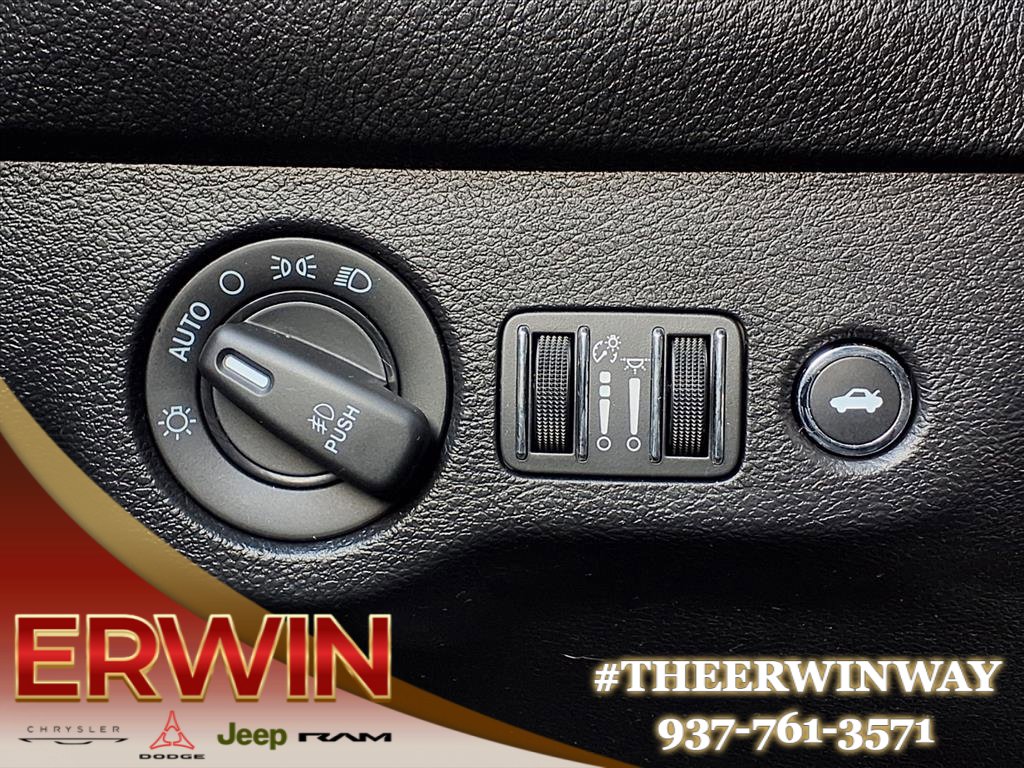 Certified 2022 Dodge Challenger R/T image 19