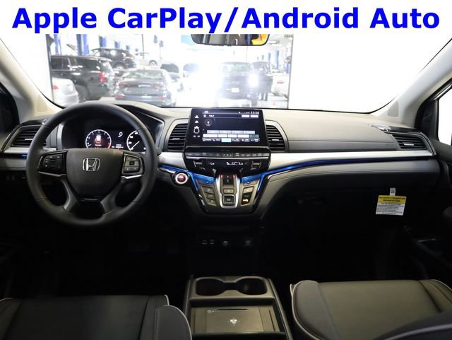 New 2026 Honda Odyssey Touring image 7