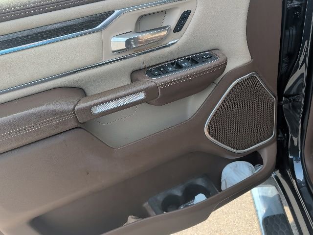 Used 2019 RAM 1500 Laramie AWD/4WD image 14