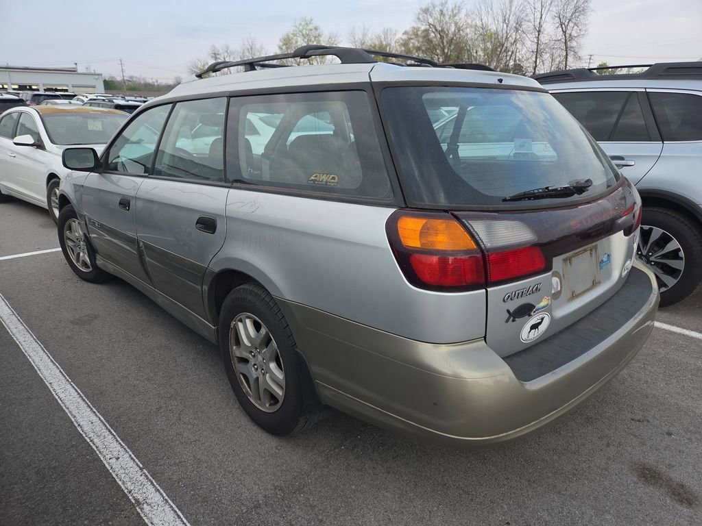 Used 2004 Subaru Outback Wagon image 7