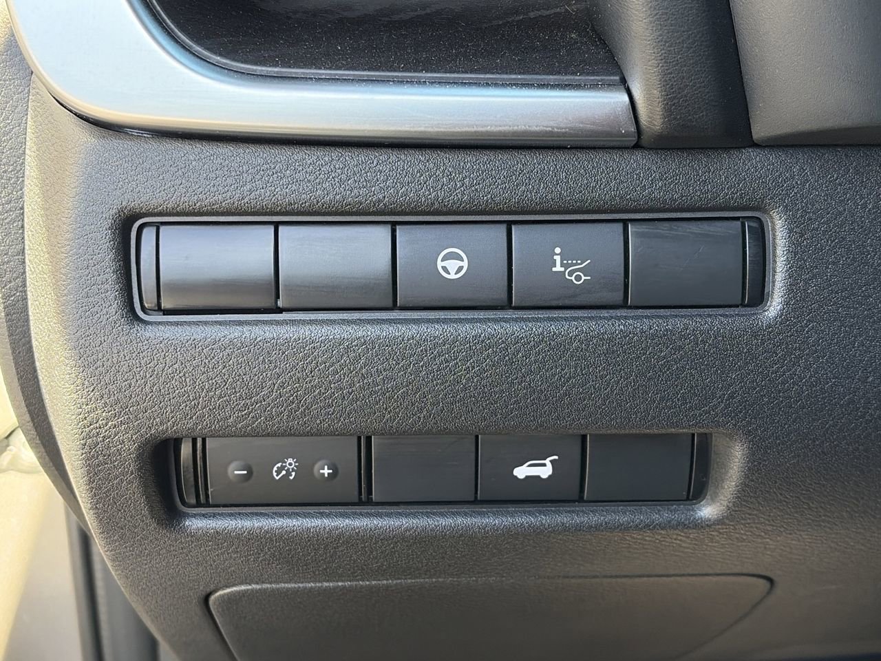 Certified 2023 Nissan Rogue Platinum w/ Platinum Premium Package image 26