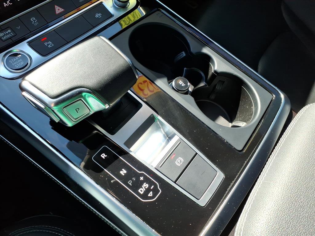 Used 2023 Audi Q8 Premium Plus w/ Premium Plus Package image 27