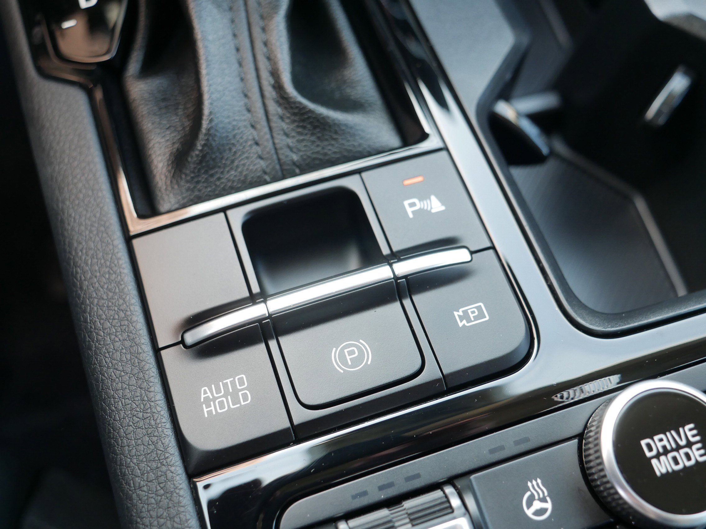 Used 2025 Kia K5 EX image 32