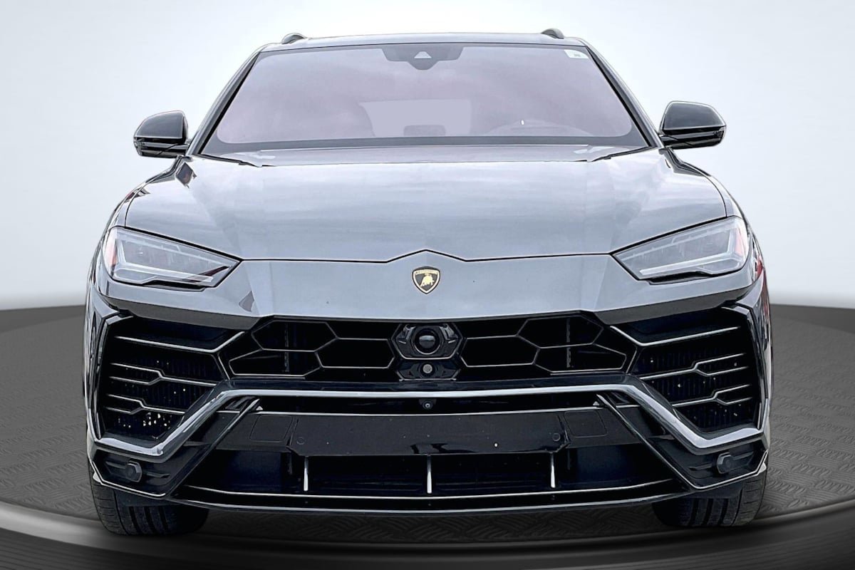 Used 2019 Lamborghini Urus AWD/4WD image 3
