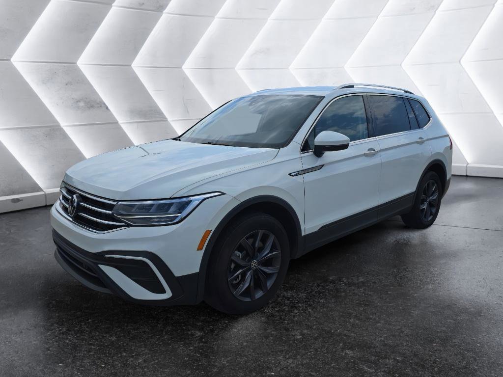 Used 2024 Volkswagen Tiguan SE