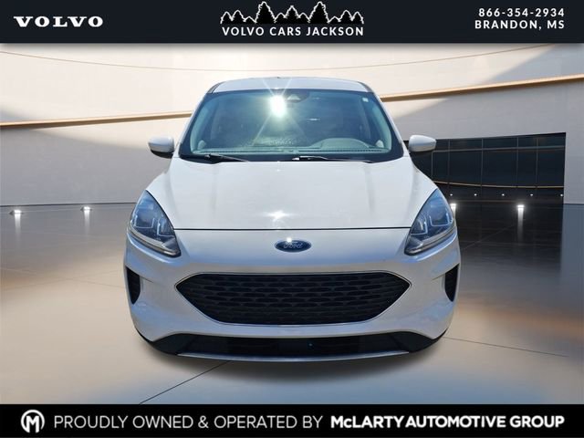 Used 2021 Ford Escape SE image 2