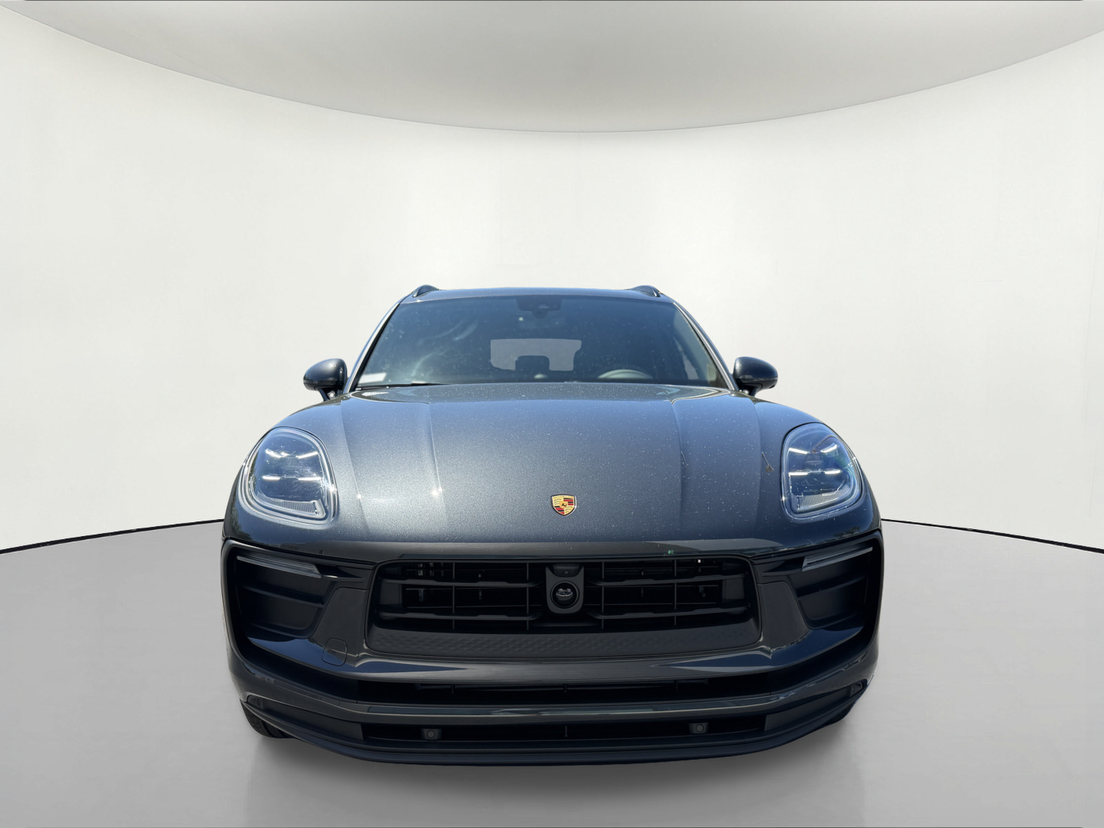 New 2026 Porsche Macan AWD/4WD image 10