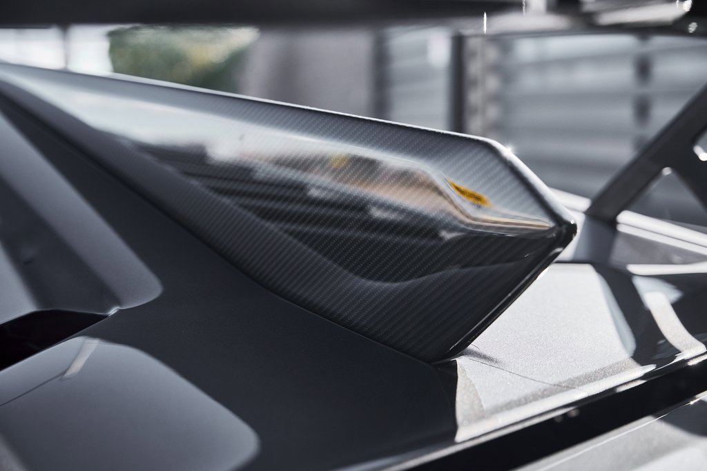 Used 2023 Lamborghini Huracan STO image 18