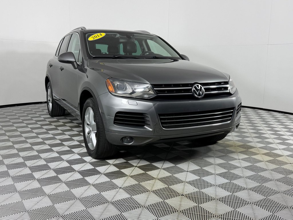 Used 2014 Volkswagen Touareg VR6 AWD/4WD image 3