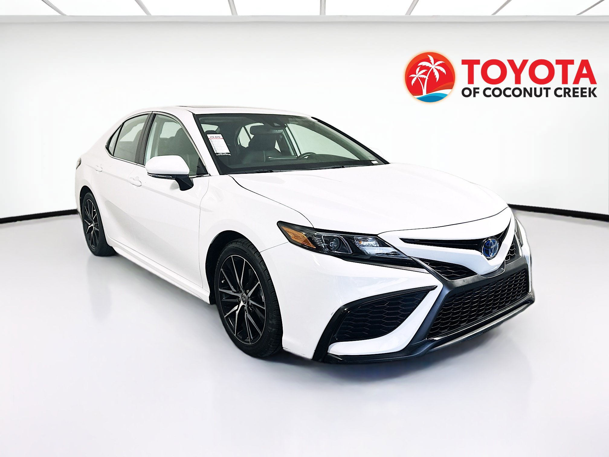Used 2023 Toyota Camry SE w/ Audio Upgrade Package