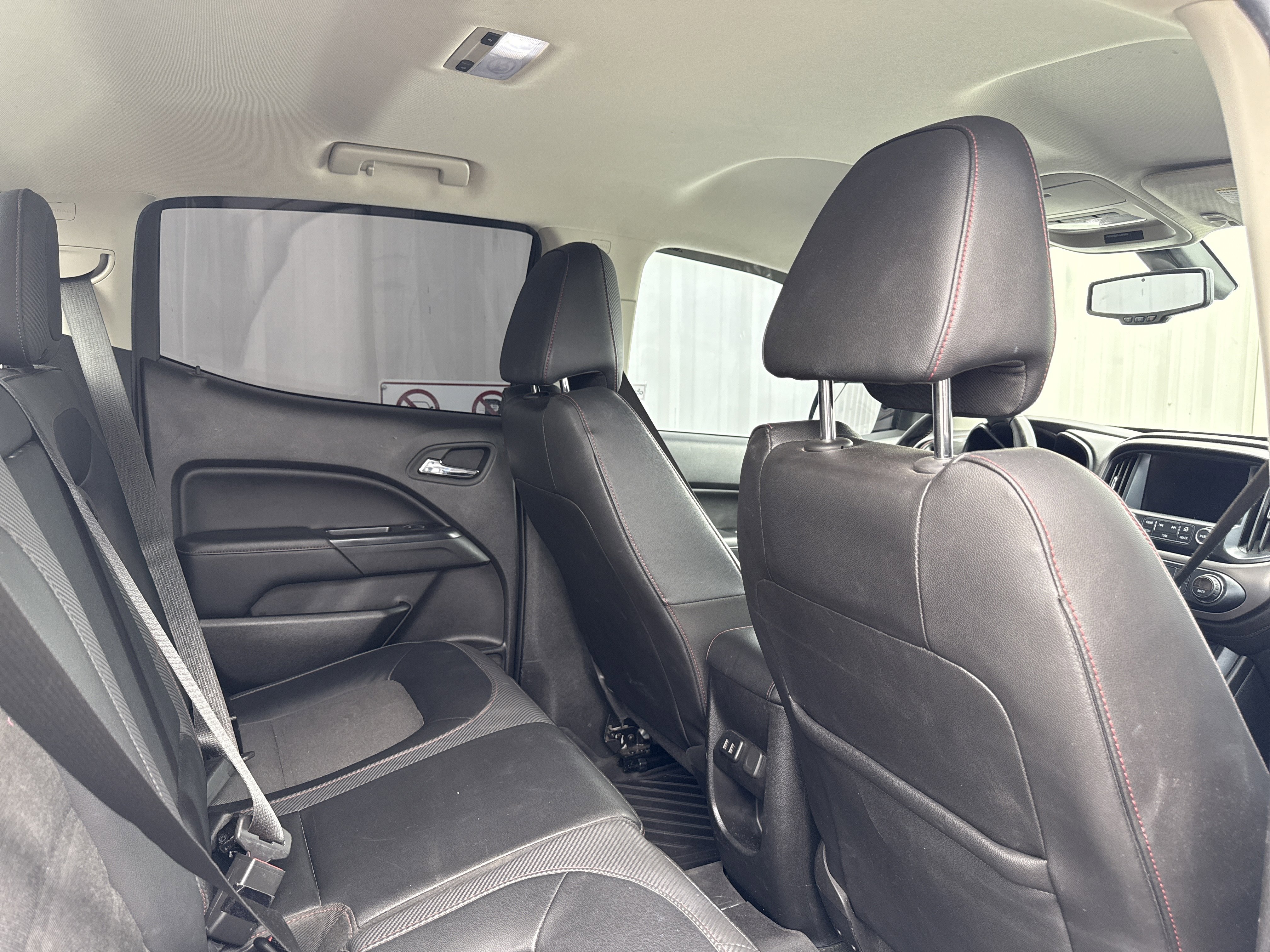 Used 2018 GMC Canyon All Terrain w/ Trailering Package image 19