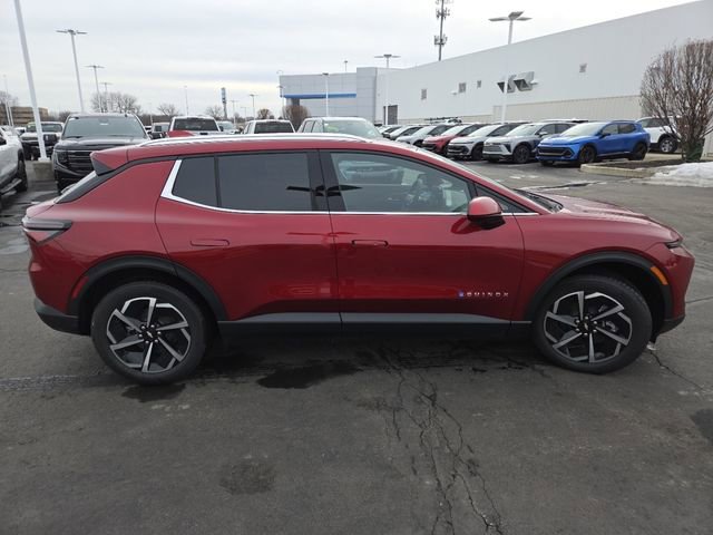 New 2026 Chevrolet Equinox EV LT image 18