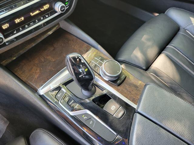 Used 2019 BMW 530i xDrive w/ Premium Package AWD/4WD image 32