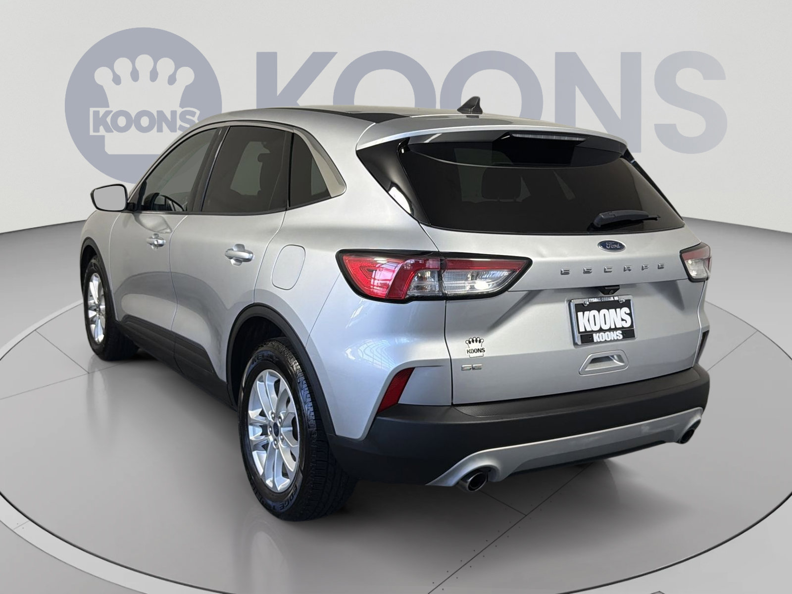 Used 2020 Ford Escape SE FWD image 4