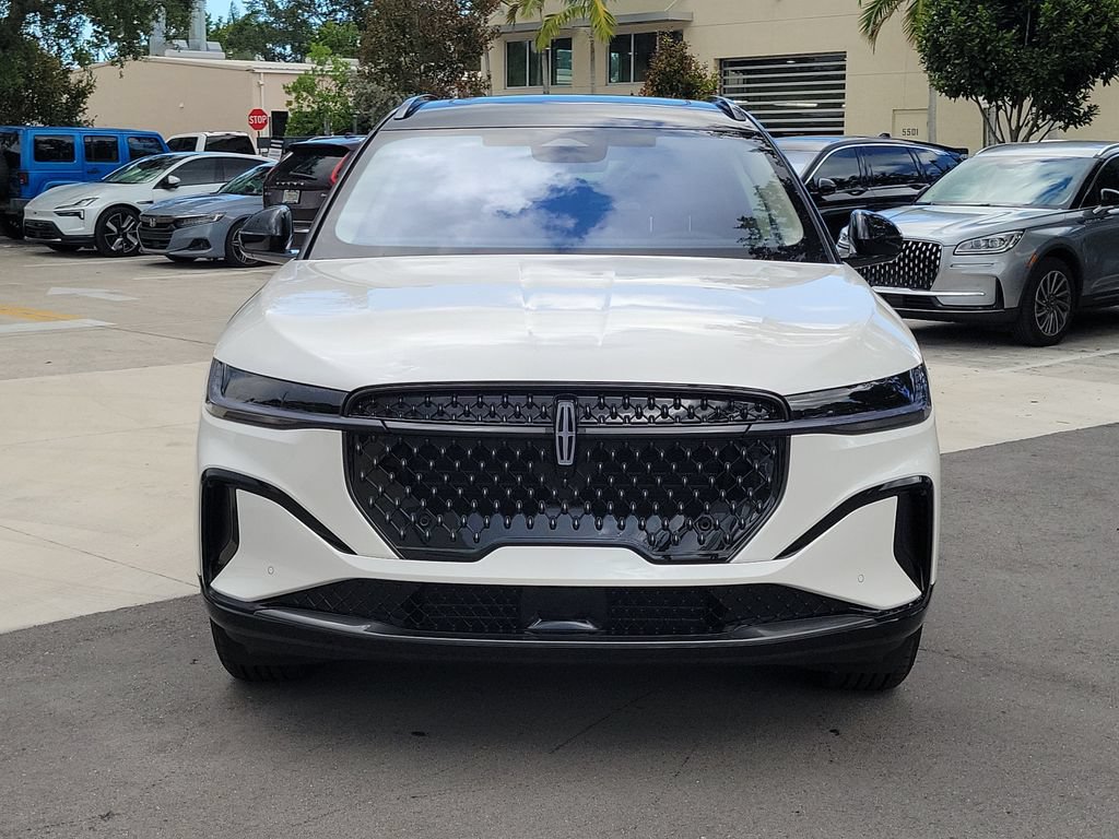 New 2026 Lincoln Nautilus Reserve w/ Jet Appearance Package AWD/4WD image 2