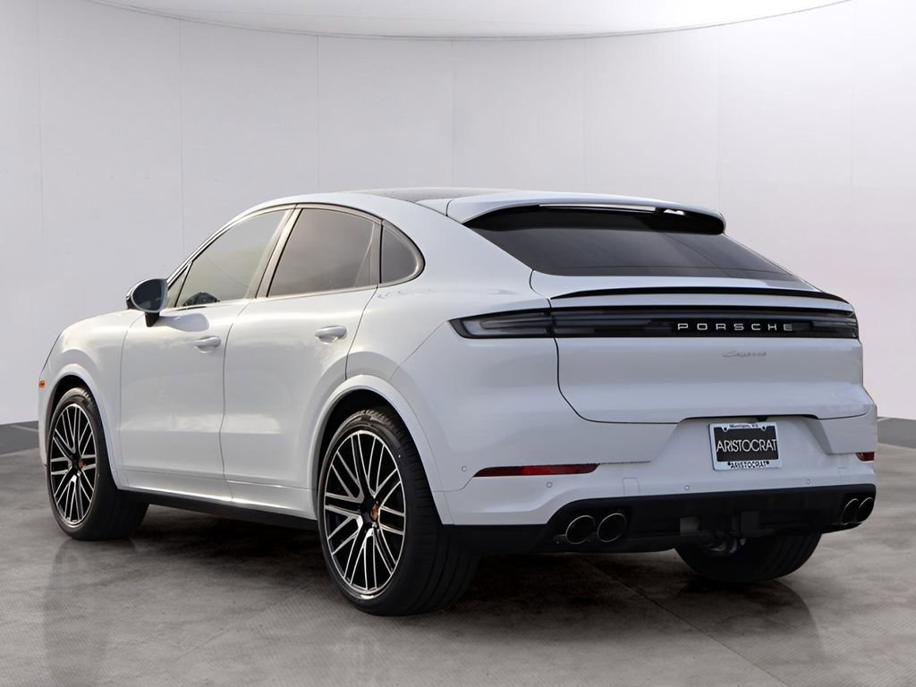 New 2026 Porsche Cayenne Coupe AWD/4WD image 3