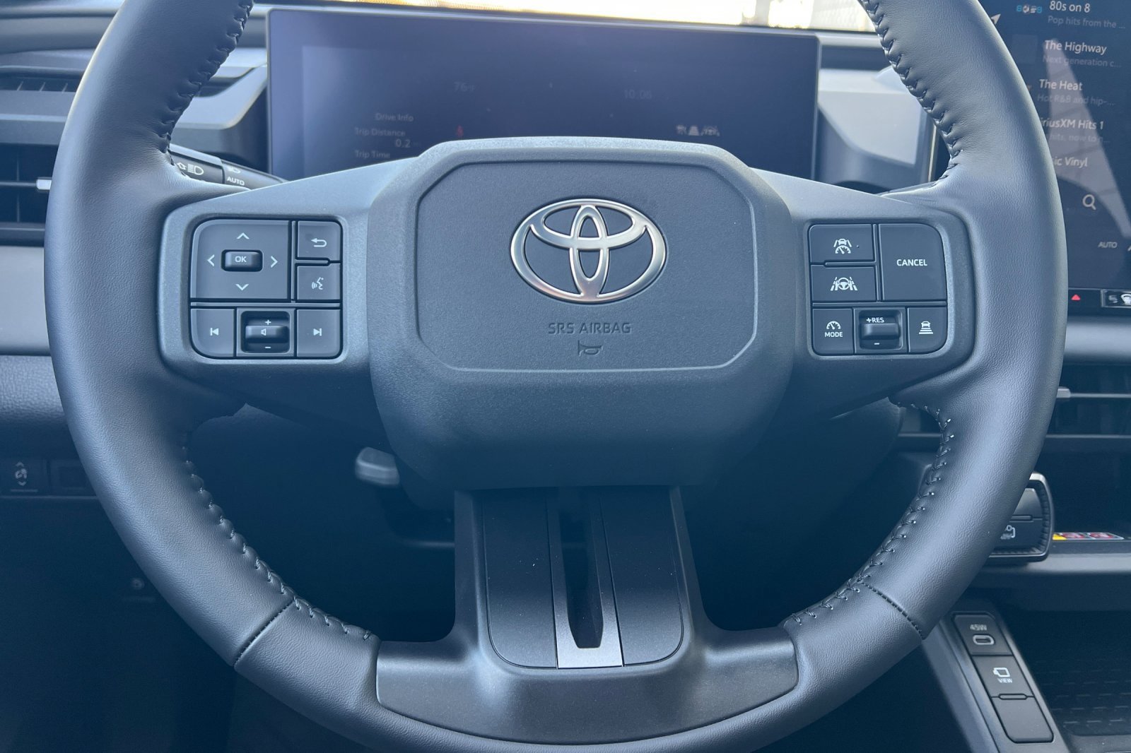 Used 2026 Toyota RAV4 XSE w/ Weather Package AWD/4WD image 23