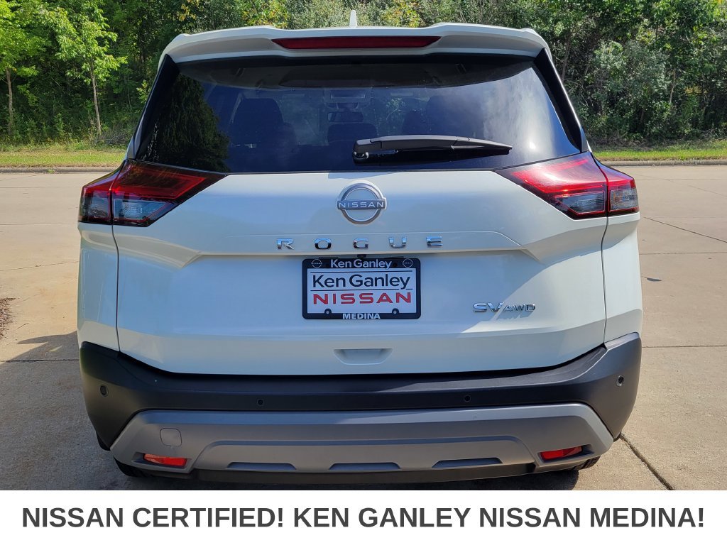Certified 2023 Nissan Rogue SV AWD/4WD image 4
