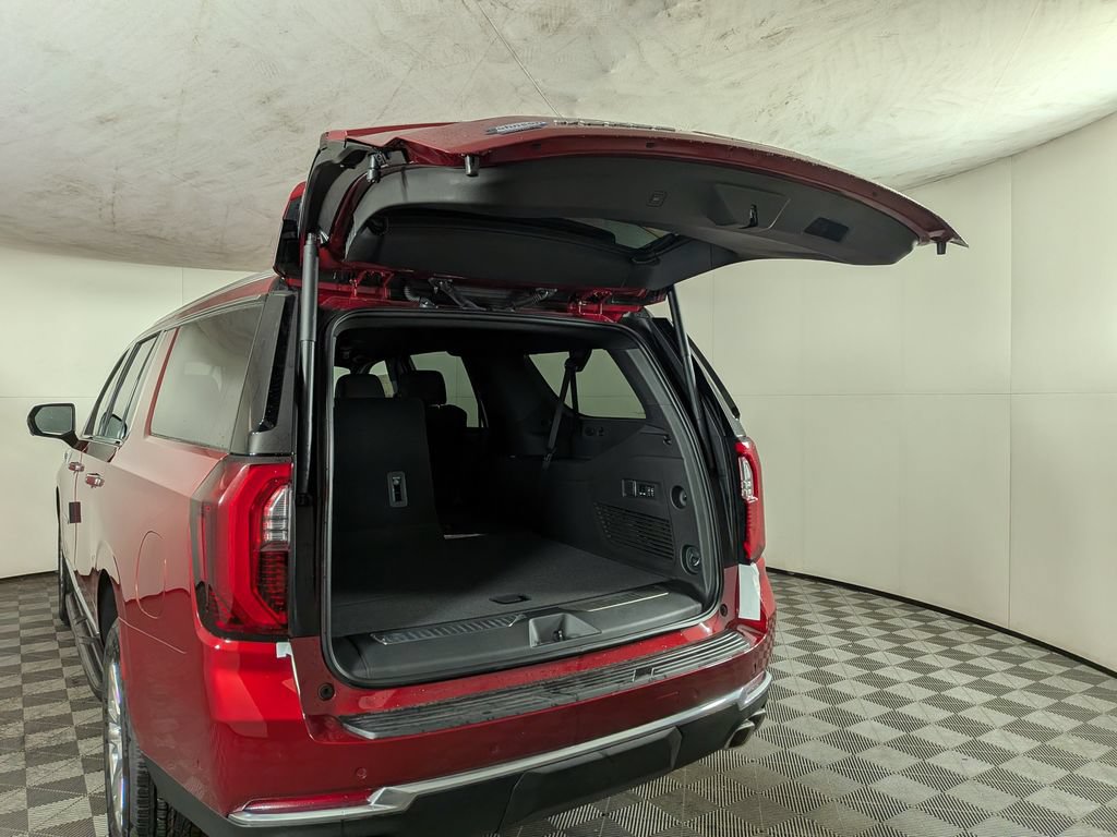 New 2026 GMC Yukon XL Denali AWD/4WD image 9