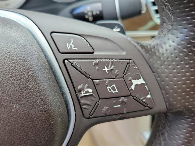 Used 2014 Mercedes-Benz E 350 Sedan image 43