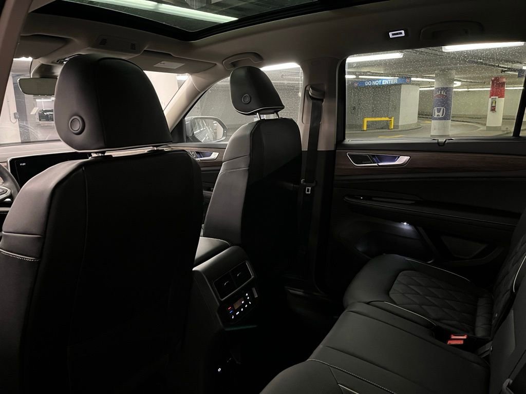 New 2026 Volkswagen Atlas SEL Premium R-Line image 23