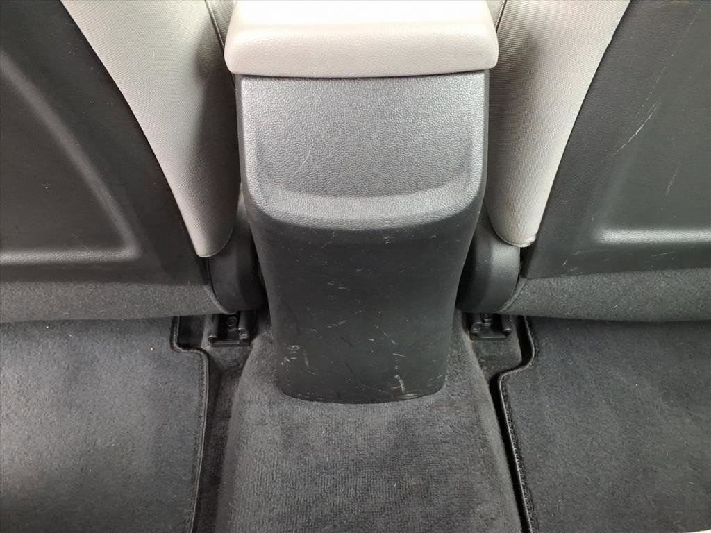 Used 2018 Hyundai Elantra SE FWD image 20