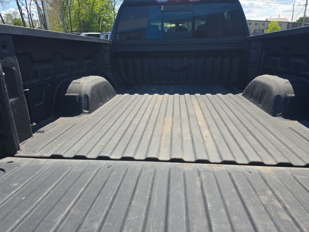 Used 2020 Chevrolet Silverado 1500 LT Trail Boss AWD/4WD image 16