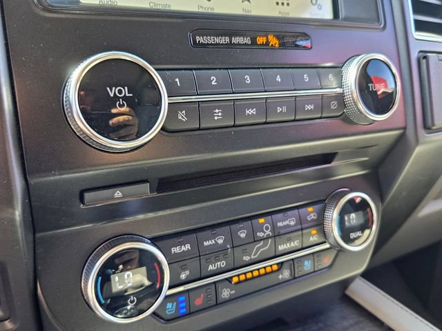 Used 2018 Ford Expedition Max Limited w/ Equipment Group 302A RWD image 27