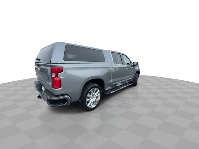 Used 2024 Chevrolet Silverado 1500 High Country w/ Technology Package AWD/4WD image 8