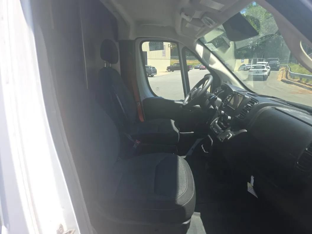 Used 2023 RAM ProMaster 3500 w/ Driver Convenience Group FWD image 8