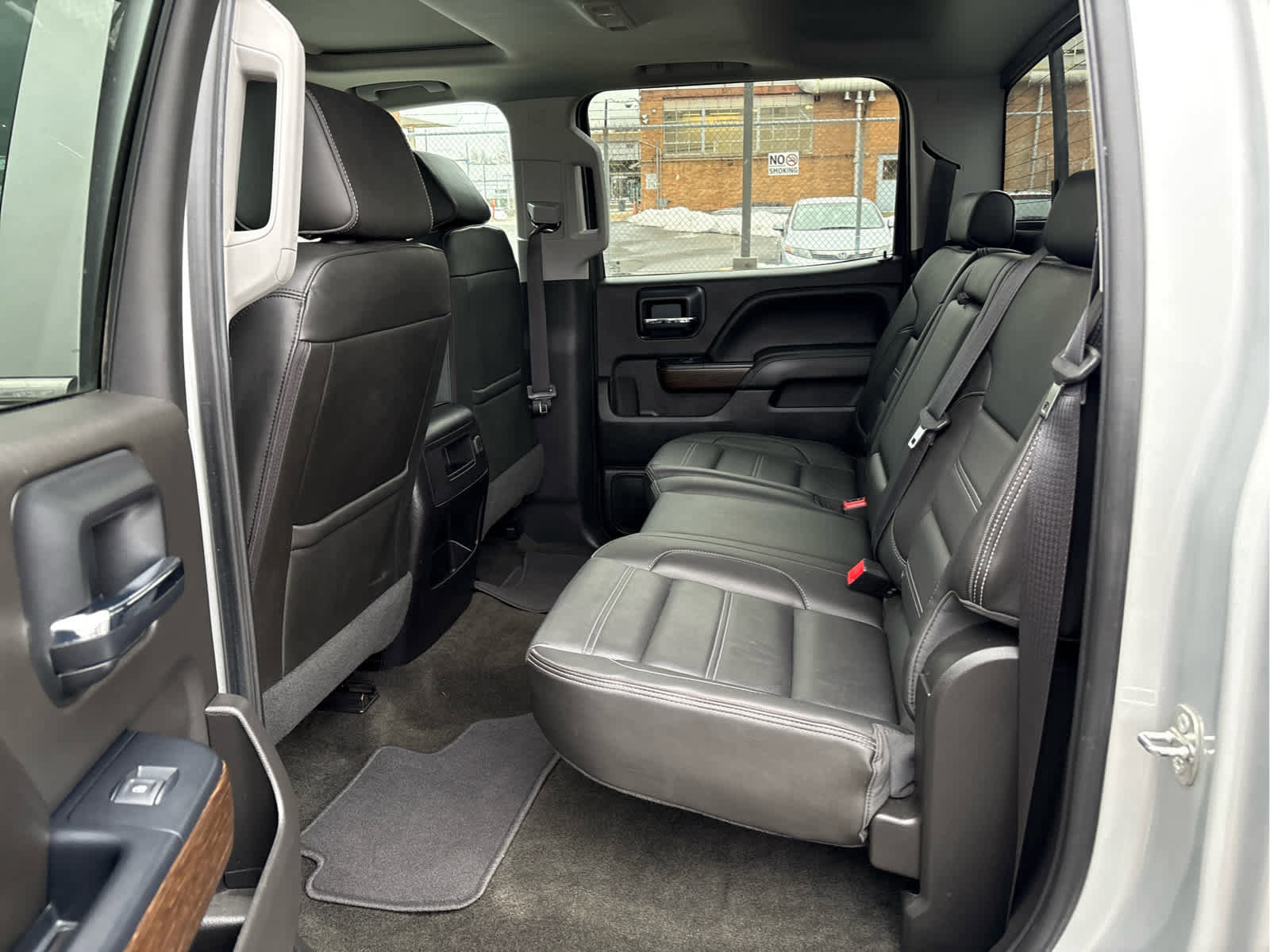 Used 2018 GMC Sierra 1500 Denali image 9