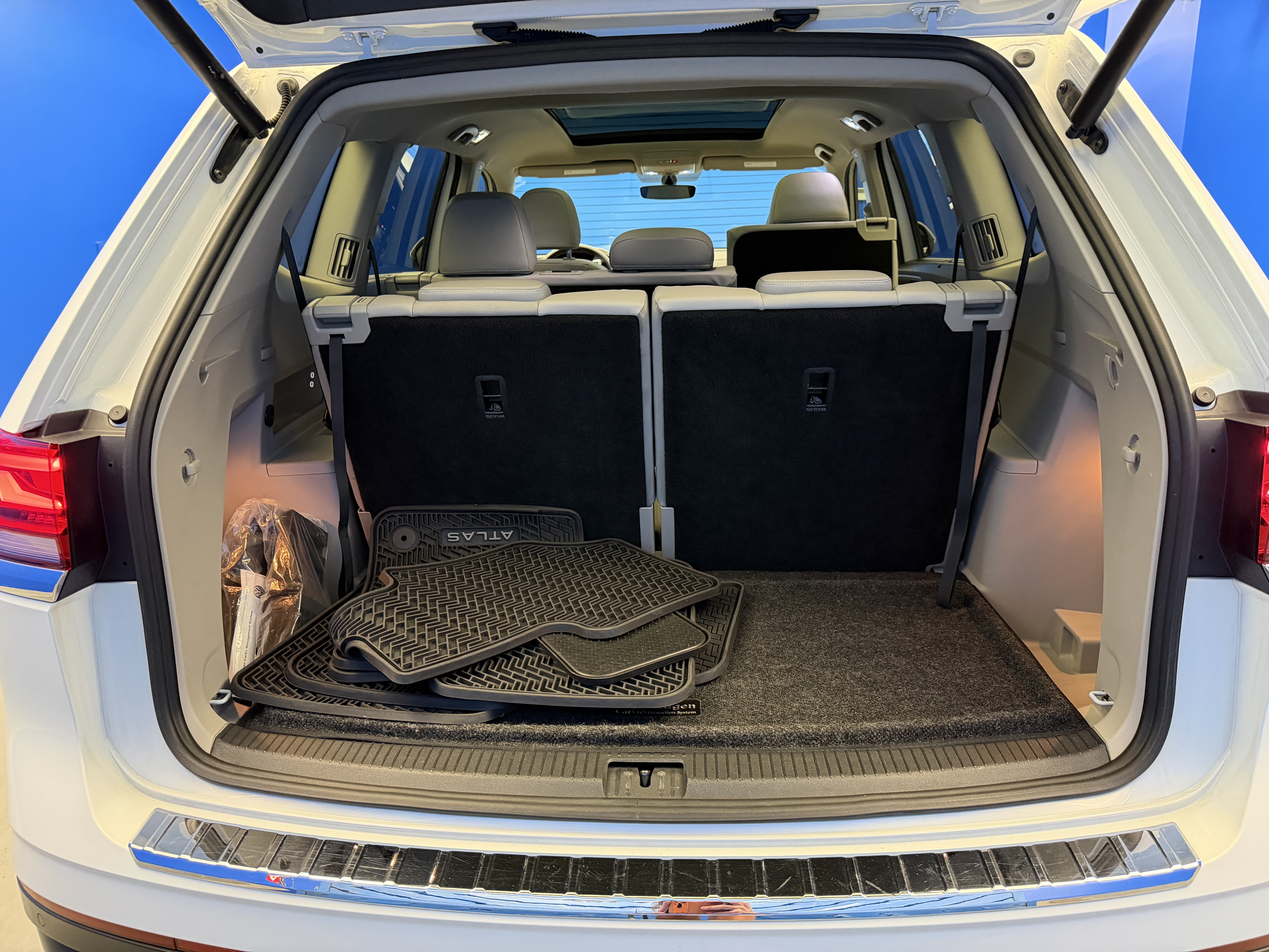 Certified 2023 Volkswagen Atlas SE w/ Panoramic Sunroof Package FWD image 29